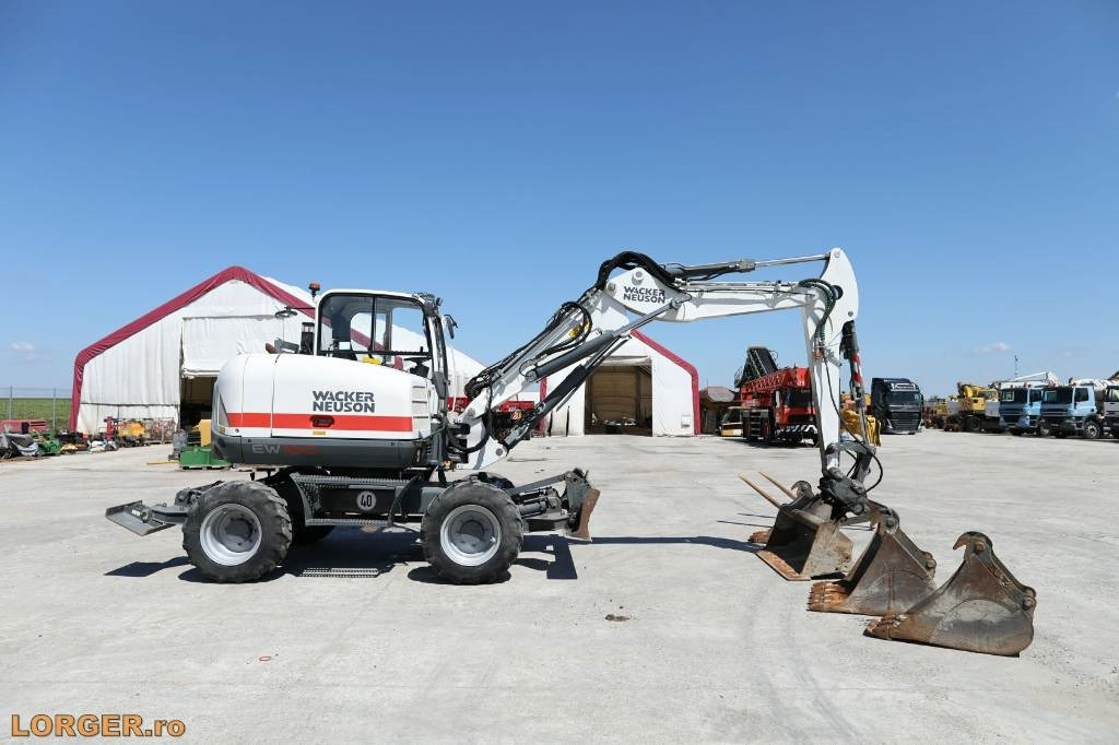 Wacker Neuson EW 100 - 轮式挖掘机:图3 Wacker Neuson EW 100 - 轮式挖掘机:图3