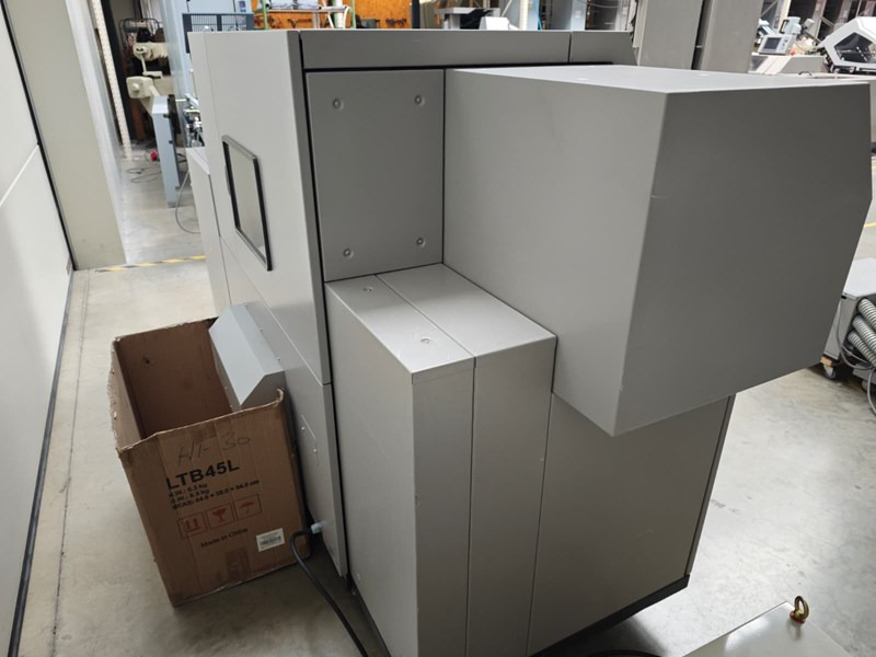 Horizon HT-30 | 2005 | 1.65 Mio - 切纸机:图4 Horizon HT-30 | 2005 | 1.65 Mio - 切纸机:图4