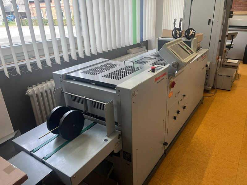 Horizon SPF-200A FC-200A VAC-100a VAC-100c - 移印机:图3 Horizon SPF-200A FC-200A VAC-100a VAC-100c - 移印机:图3