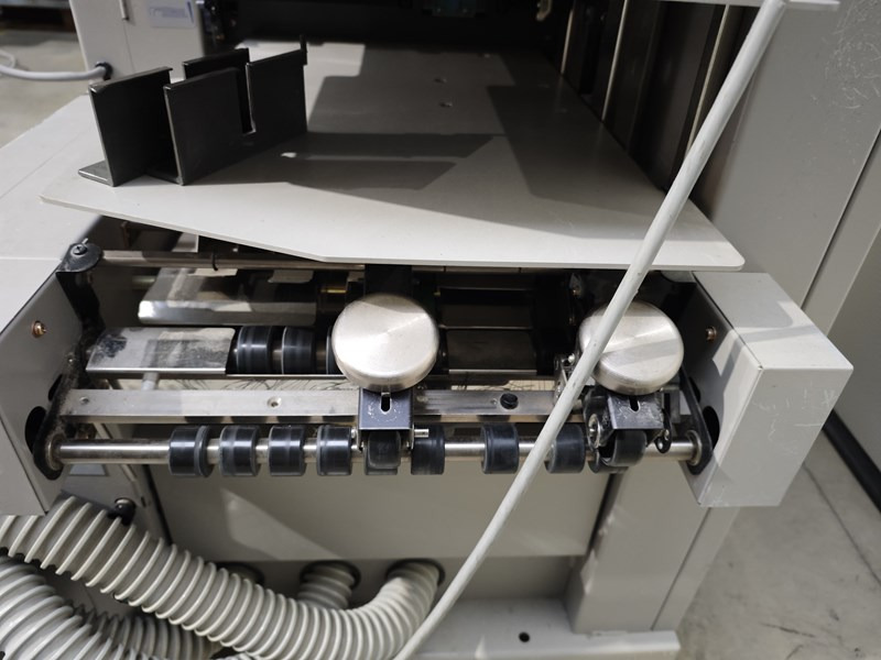 Horizon VAC-100 c | collator | 10 stations | 2005 | 1.17 mio - 移印机:图5 Horizon VAC-100 c | collator | 10 stations | 2005 | 1.17 mio - 移印机:图5