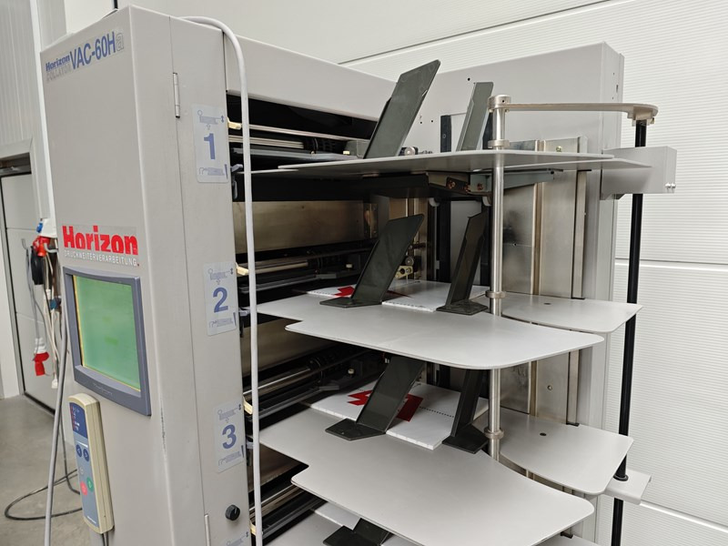 Horizon VAC-60Ha | 2006 - 移印机:图3 Horizon VAC-60Ha | 2006 - 移印机:图3