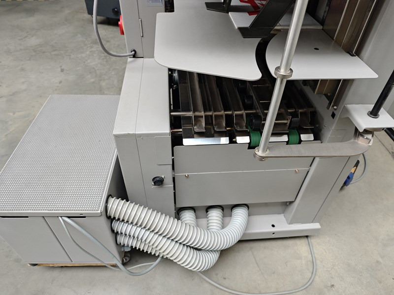 Horizon VAC-60Ha | 2006 - 移印机:图4 Horizon VAC-60Ha | 2006 - 移印机:图4