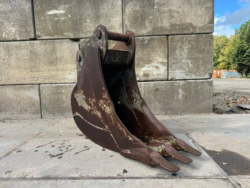 Titan Hitachi ZX180-210-225 bucket 80mm pins 0,35m3 - 铲斗 适用于 建筑机械:图1 Titan Hitachi ZX180-210-225 bucket 80mm pins 0,35m3 - 铲斗 适用于 建筑机械:图1
