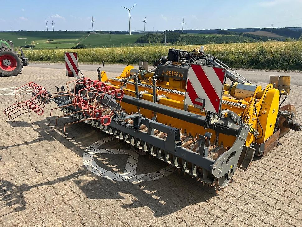 J.Reiff Sarl
Herr Stefan Neukirch - 77 Z.I in den - 土壤耕作设备:图4 J.Reiff Sarl
Herr Stefan Neukirch - 77 Z.I in den - 土壤耕作设备:图4