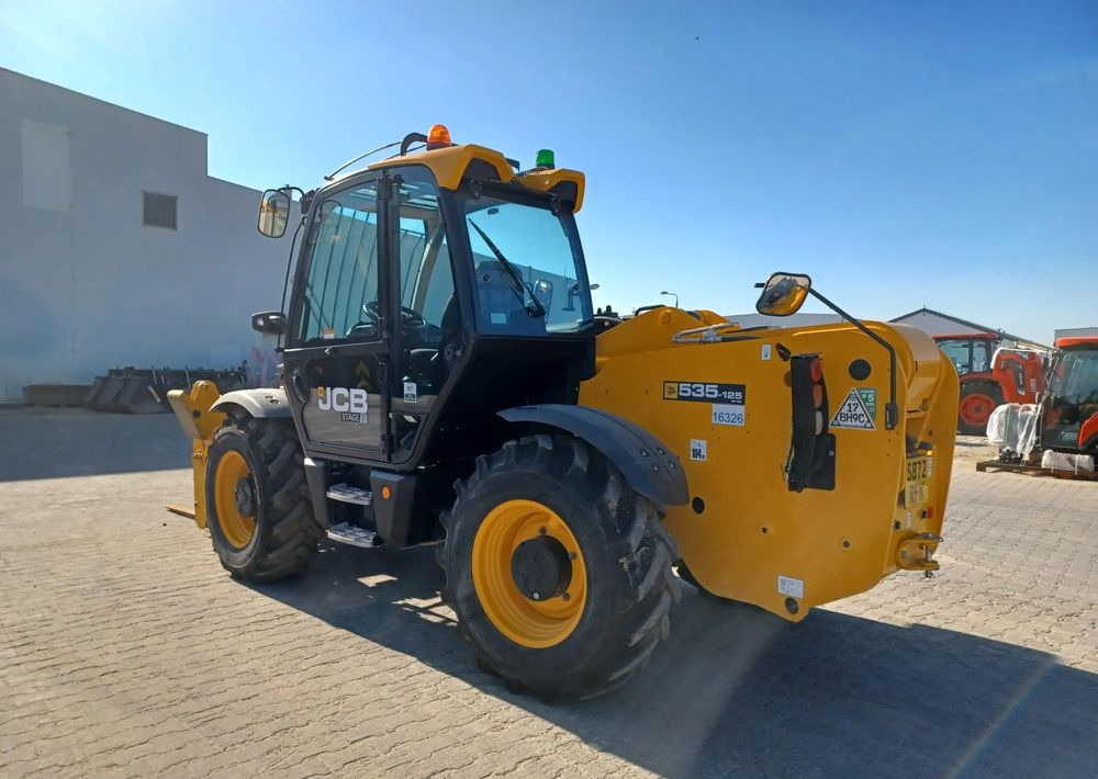 JCB 535-125 - 伸缩臂叉装车:图4 JCB 535-125 - 伸缩臂叉装车:图4