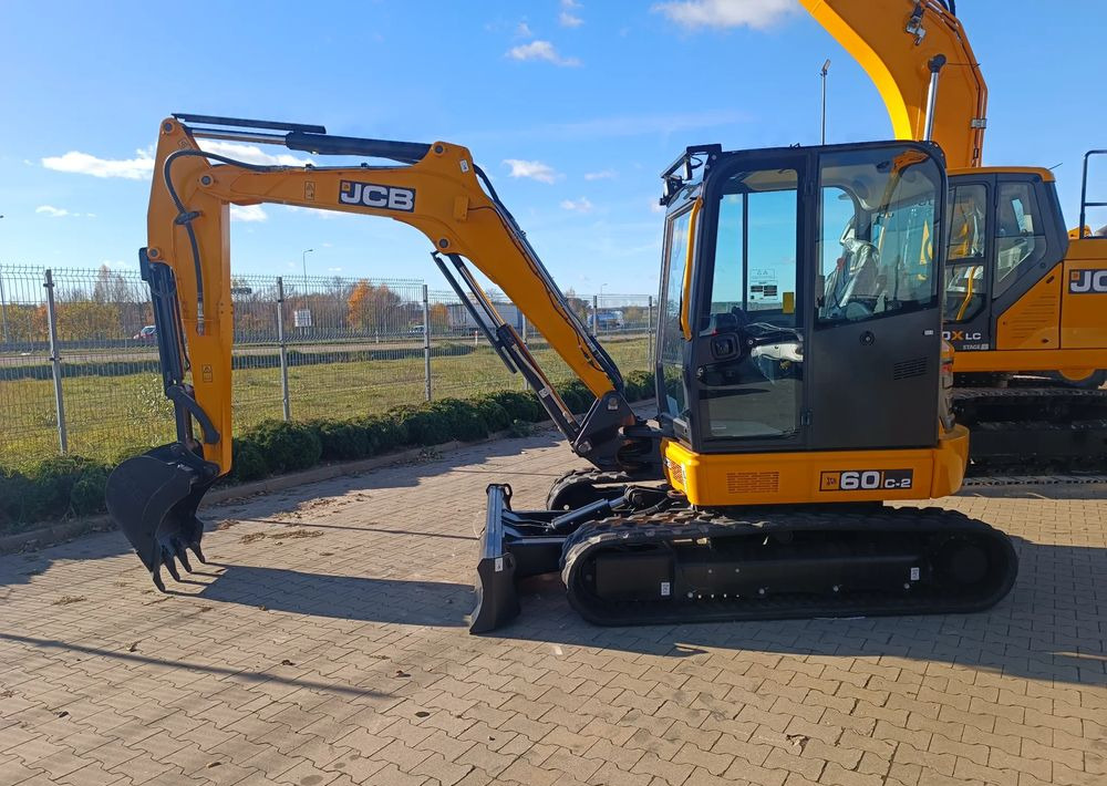 JCB 60C-2 - 履带式挖掘机:图2 JCB 60C-2 - 履带式挖掘机:图2