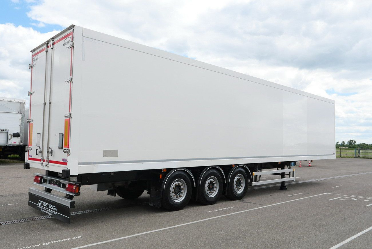 EKERI T3-A /SEITLICHE TÜREN /FALTWAND 2700 mm - 封闭厢式半拖车:图2 EKERI T3-A /SEITLICHE TÜREN /FALTWAND 2700 mm - 封闭厢式半拖车:图2