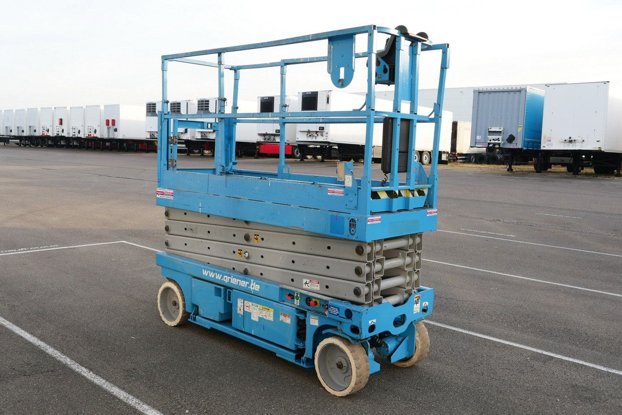 Genie SCHERENHEBEBÜHNE GENIE GS 2632 nur 542 H - 车载空中平台:图4 Genie SCHERENHEBEBÜHNE GENIE GS 2632 nur 542 H - 车载空中平台:图4