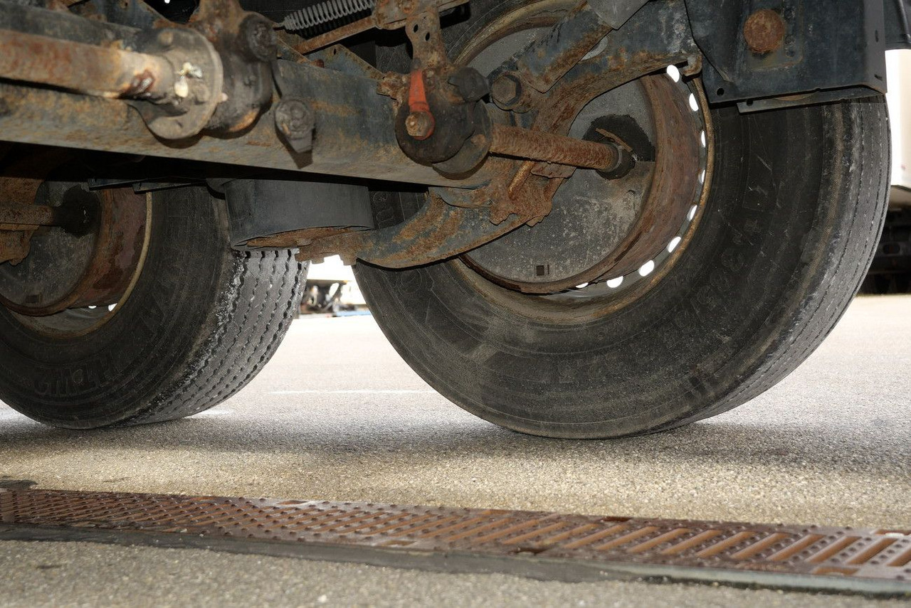 活动底半拖车 Kraker CF-Z / 10 mm / 89 m³ / seitliche türen FALTWAND：图18