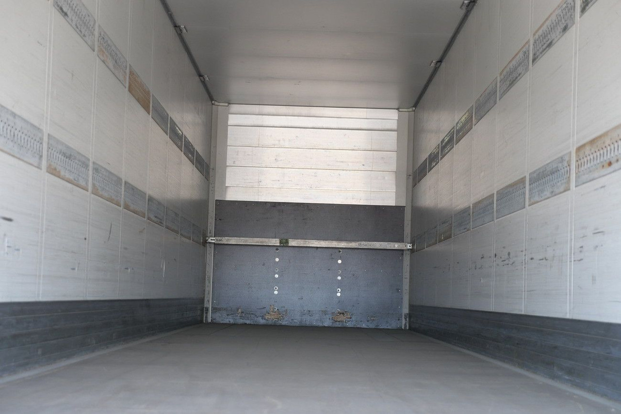 封闭厢式半拖车 Schmitz Cargobull SKO 24 / ROLLTOR / LIFTACHSE /2 x ZURRLEISTE：图24