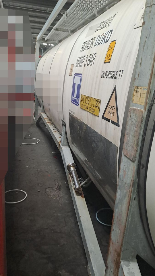 31.000 Liter V4A ADR bis 6/2026 mehrmals vorha - 罐式集装箱:图2 31.000 Liter V4A ADR bis 6/2026 mehrmals vorha - 罐式集装箱:图2