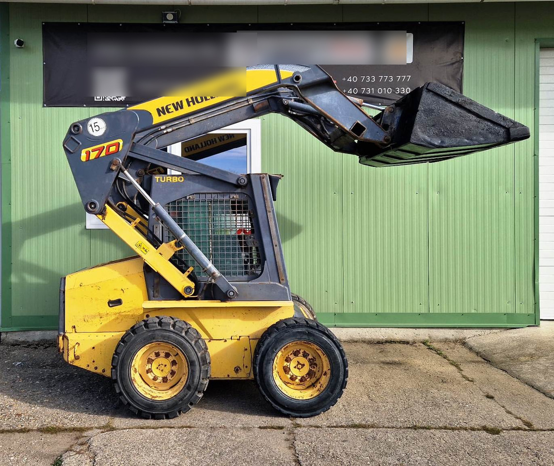 NEW HOLLAND S170 - 滑移装载机:图5 NEW HOLLAND S170 - 滑移装载机:图5