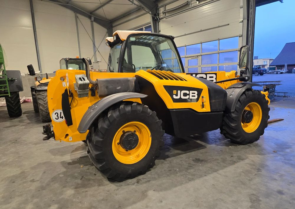 JCB 531-70 Agri - 伸缩臂叉装车:图4 JCB 531-70 Agri - 伸缩臂叉装车:图4