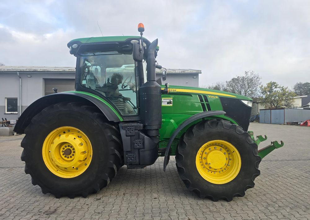 John Deere 7310 R - 拖拉机:图2 John Deere 7310 R - 拖拉机:图2