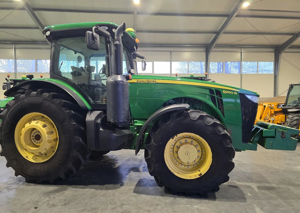 John Deere 8260R - 拖拉机:图5 John Deere 8260R - 拖拉机:图5