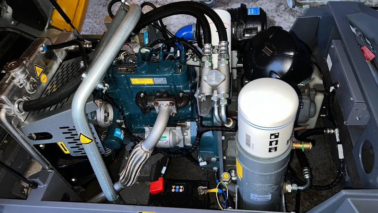 ATLAS Copco XAS48 - 空气压缩机:图2 ATLAS Copco XAS48 - 空气压缩机:图2