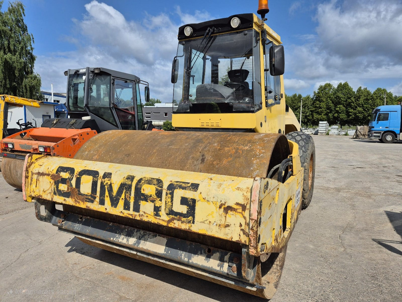 BOMAG BW211 D-4 - 压实机:图2 BOMAG BW211 D-4 - 压实机:图2