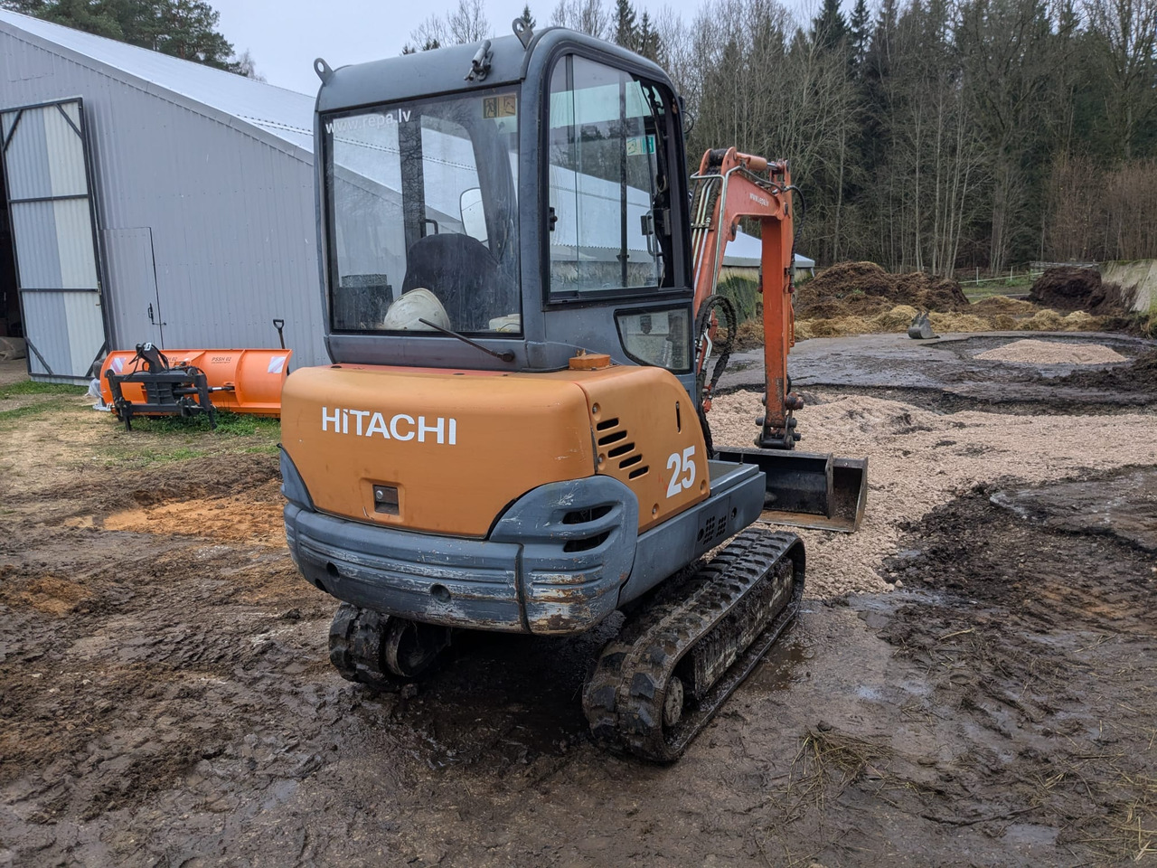 HITACHI ZX25 CLR - 小型挖掘机:图3 HITACHI ZX25 CLR - 小型挖掘机:图3