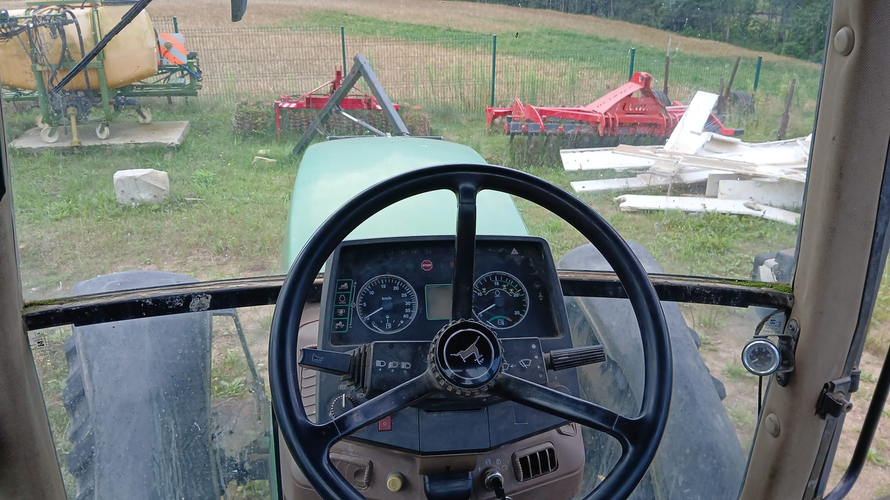 JOHN DEERE 7800 - 拖拉机:图5 JOHN DEERE 7800 - 拖拉机:图5