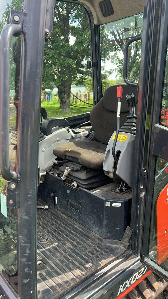 KUBOTA KX027-4 - 小型挖掘机:图4 KUBOTA KX027-4 - 小型挖掘机:图4