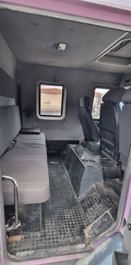 翻斗车, 起重车 MAN 15.224：图16