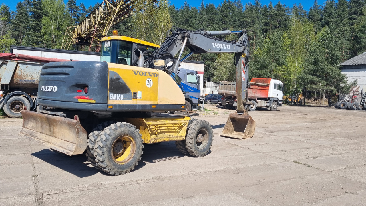 Volvo EW160 - 轮式挖掘机:图4 Volvo EW160 - 轮式挖掘机:图4