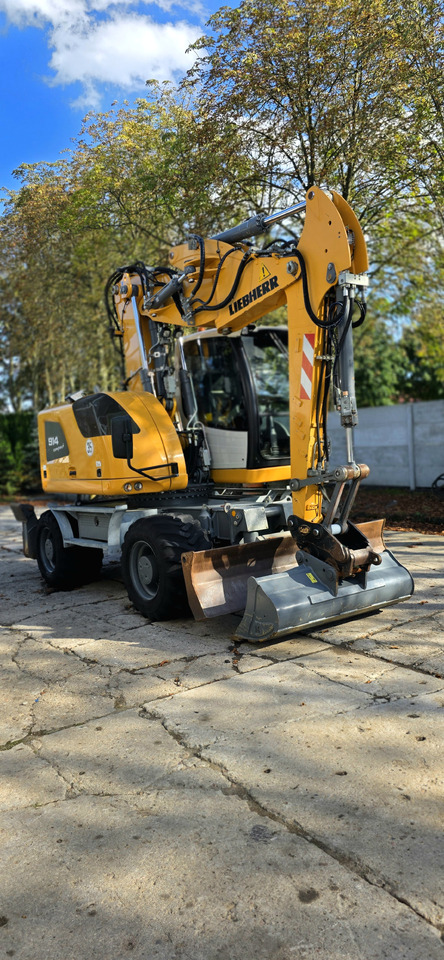 Liebherr A 914 COMPACT - 轮式挖掘机:图1 Liebherr A 914 COMPACT - 轮式挖掘机:图1
