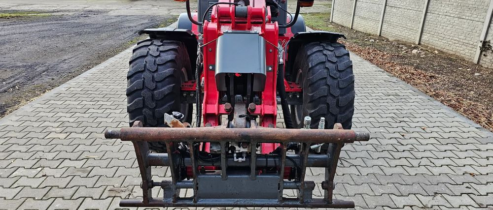 Weidemann 4070 CX80LP T Weidemann 4070 - 伸缩臂轮式装载机:图3 Weidemann 4070 CX80LP T Weidemann 4070 - 伸缩臂轮式装载机:图3
