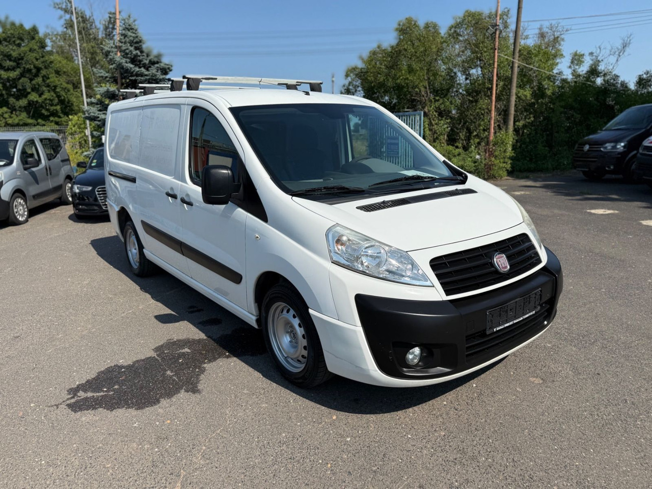 Fiat Scudo 12 SX L2H1 120 Multijet - 紧凑型面包车:图2 Fiat Scudo 12 SX L2H1 120 Multijet - 紧凑型面包车:图2