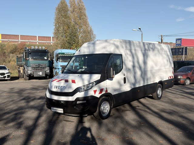 Iveco Daily Kasten 35 S . - 无侧窗厢式货车, 康比货车:图3 Iveco Daily Kasten 35 S . - 无侧窗厢式货车, 康比货车:图3