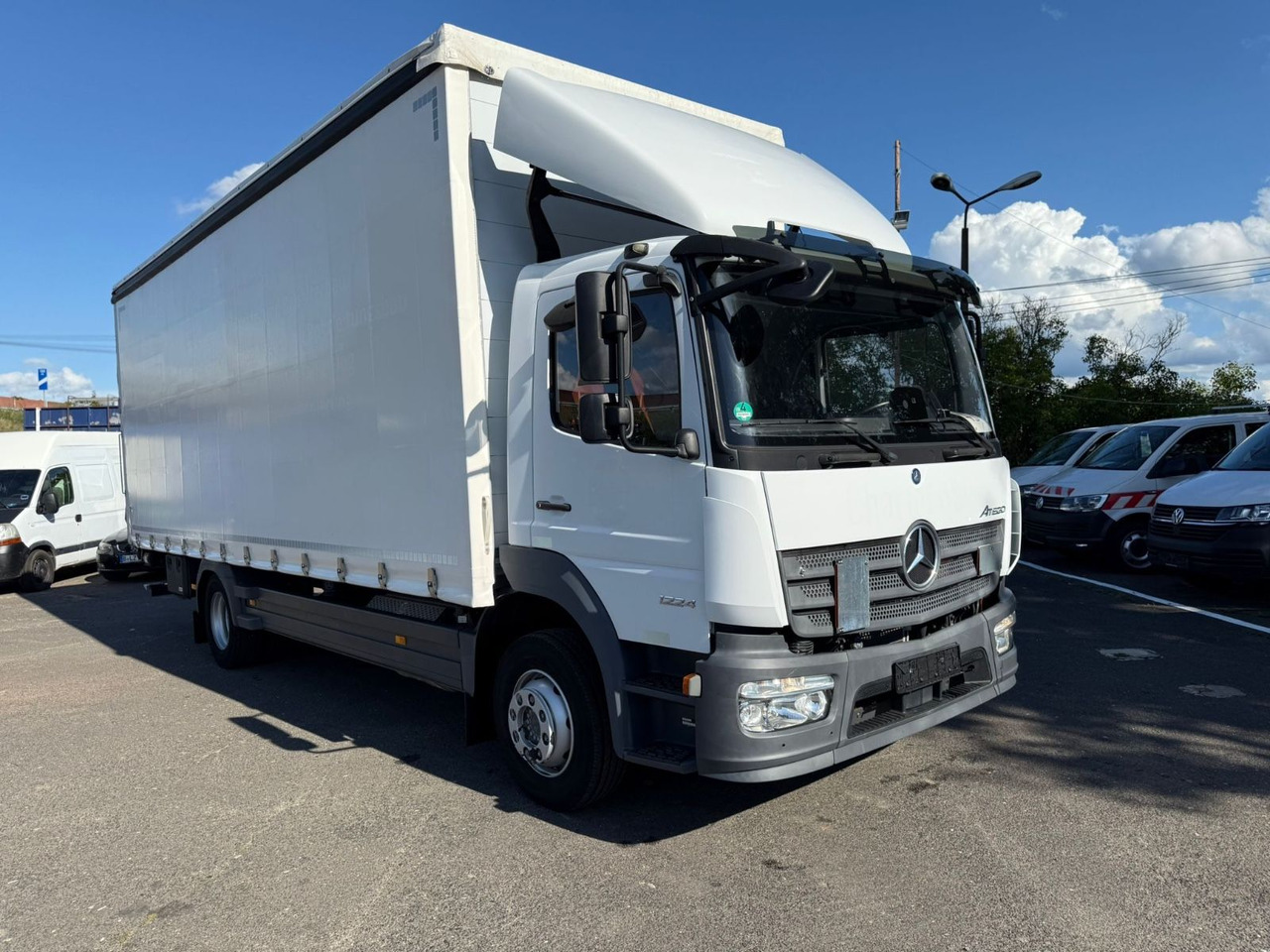 Mercedes-Benz Atego 1224 18 tkm - 厢式卡车:图2 Mercedes-Benz Atego 1224 18 tkm - 厢式卡车:图2