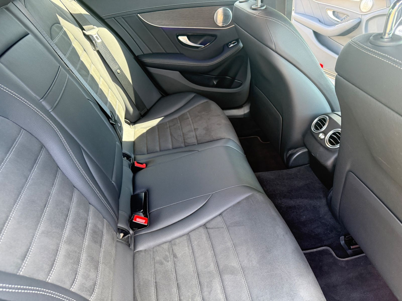 旅行车 Mercedes-Benz C 220 C -Klasse T-Modell C 220 T d：图13