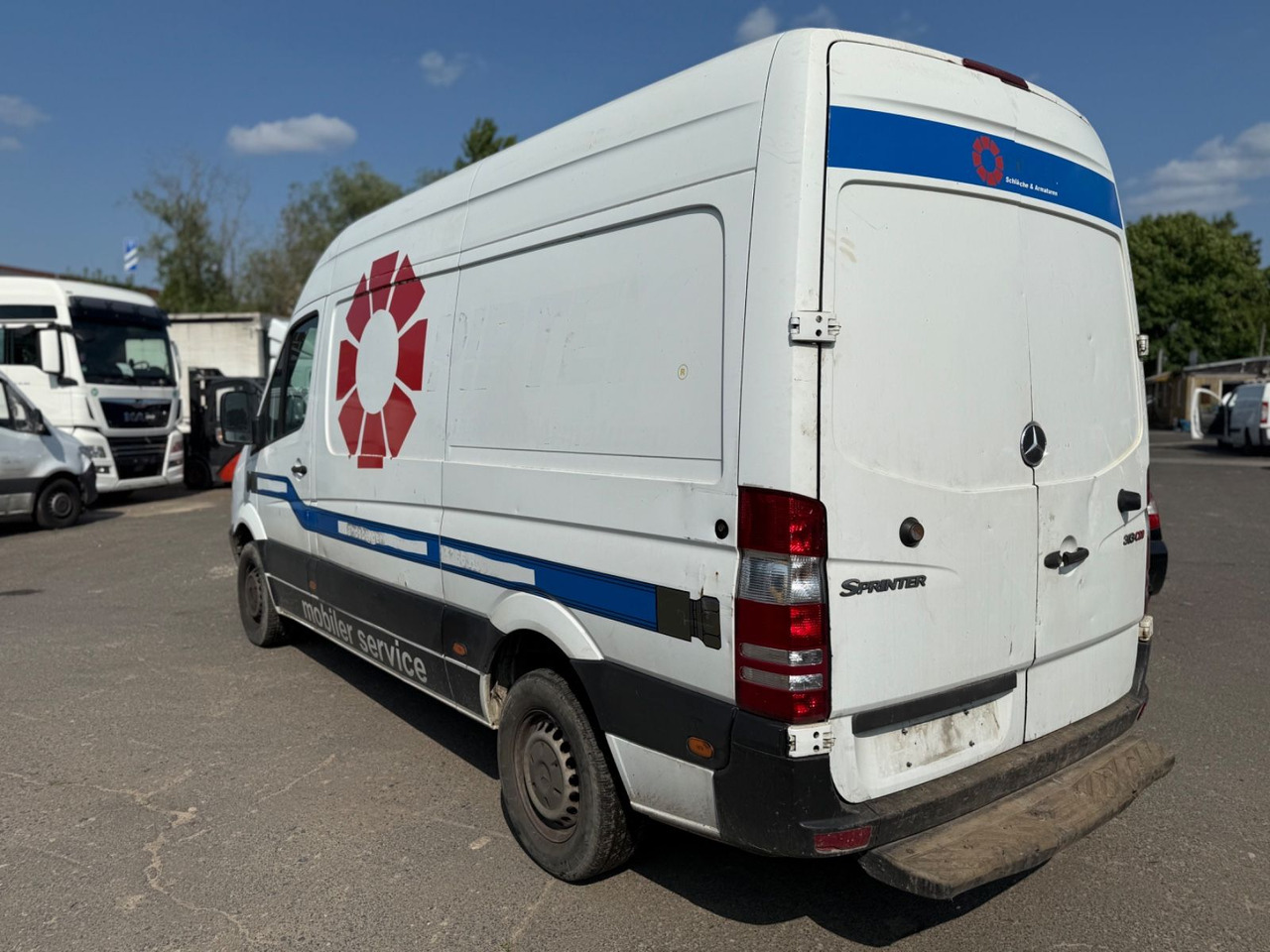 Mercedes-Benz Sprinter II Kasten 313 CDI MOTORSCHADEN !!! - 无侧窗厢式货车:图5 Mercedes-Benz Sprinter II Kasten 313 CDI MOTORSCHADEN !!! - 无侧窗厢式货车:图5