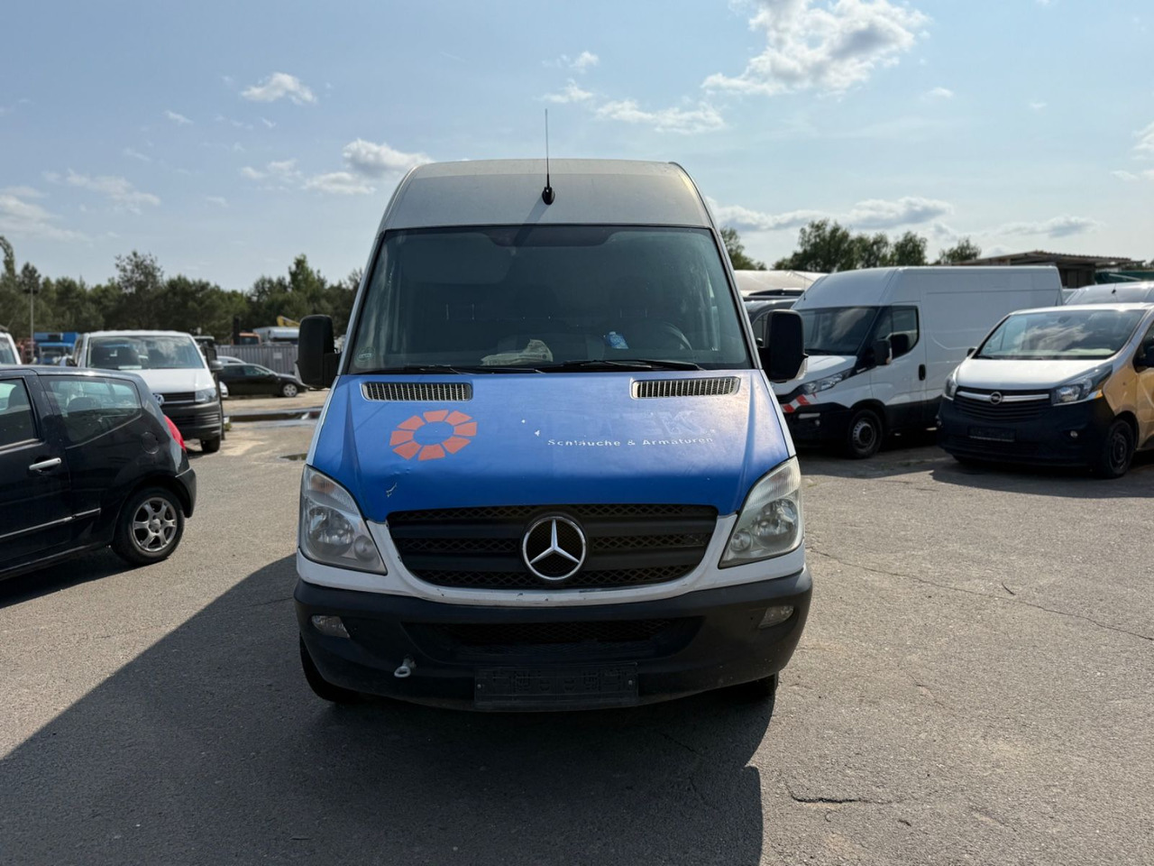Mercedes-Benz Sprinter II Kasten 313 CDI MOTORSCHADEN !!! - 无侧窗厢式货车:图1 Mercedes-Benz Sprinter II Kasten 313 CDI MOTORSCHADEN !!! - 无侧窗厢式货车:图1