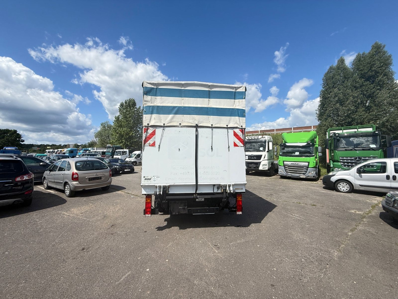 Mercedes-Benz Vario FG 816 D OM 904 LA - 侧帘卡车:图4 Mercedes-Benz Vario FG 816 D OM 904 LA - 侧帘卡车:图4