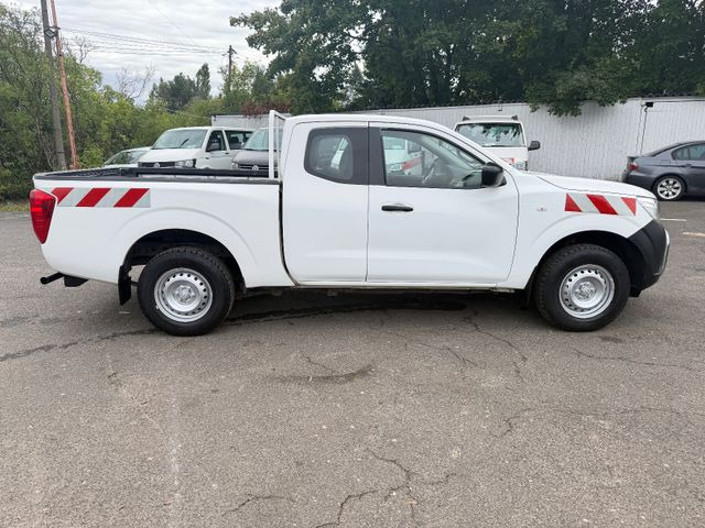 Nissan Navara NP300 Visia King Cab 4x4 - 越野车:图5 Nissan Navara NP300 Visia King Cab 4x4 - 越野车:图5