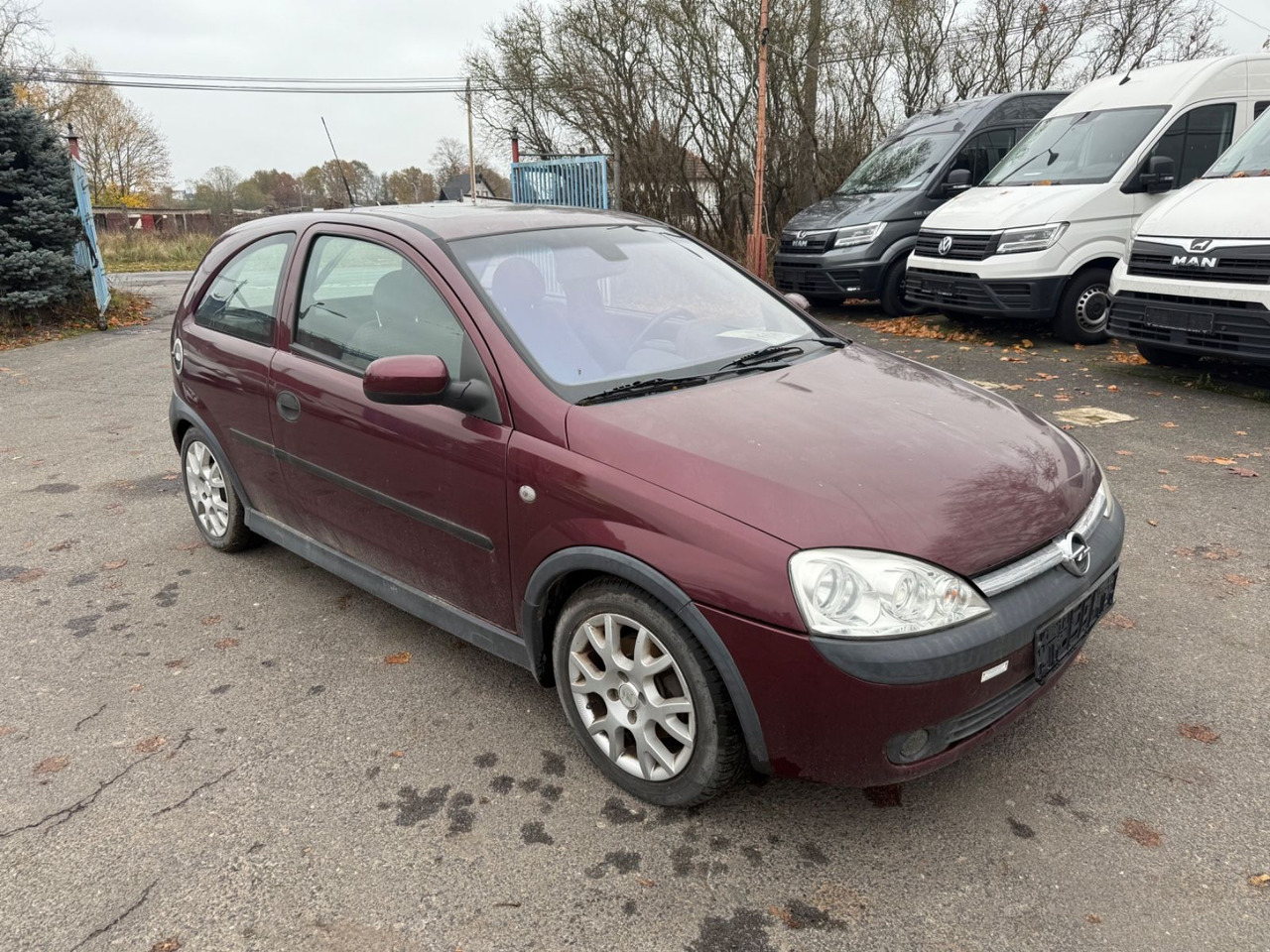 Opel Corsa 1.4 16V Elegance - 轿车:图2 Opel Corsa 1.4 16V Elegance - 轿车:图2
