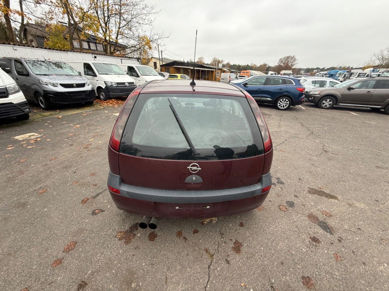 Opel Corsa 1.4 16V Elegance - 轿车:图5 Opel Corsa 1.4 16V Elegance - 轿车:图5