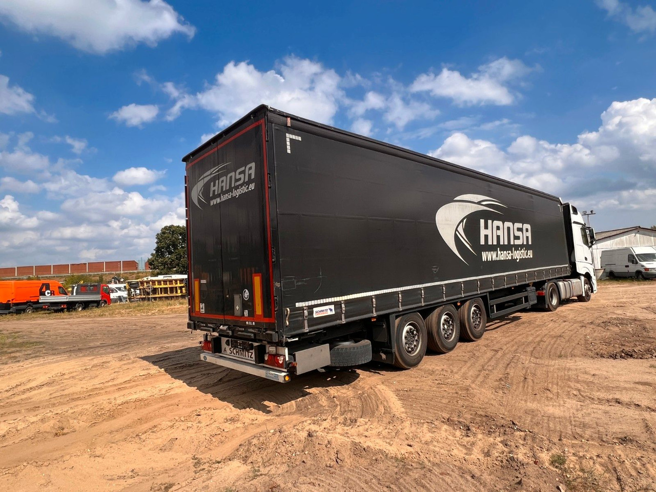 Schmitz Cargobull SCB S3T - 侧帘半拖车:图5 Schmitz Cargobull SCB S3T - 侧帘半拖车:图5