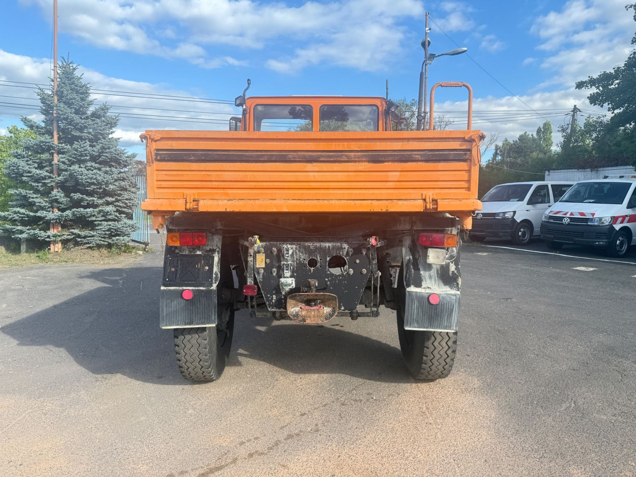 Unimog 2100 4x4 - 栏板式/ 平板卡车:图4 Unimog 2100 4x4 - 栏板式/ 平板卡车:图4