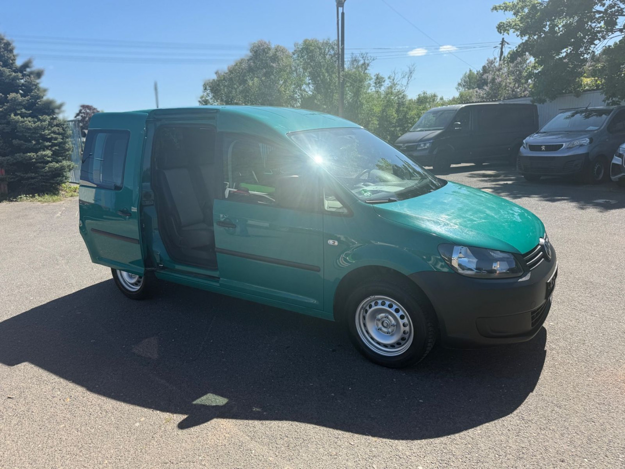 Volkswagen Caddy Kasten/Kombi Startline - 紧凑型面包车:图5 Volkswagen Caddy Kasten/Kombi Startline - 紧凑型面包车:图5