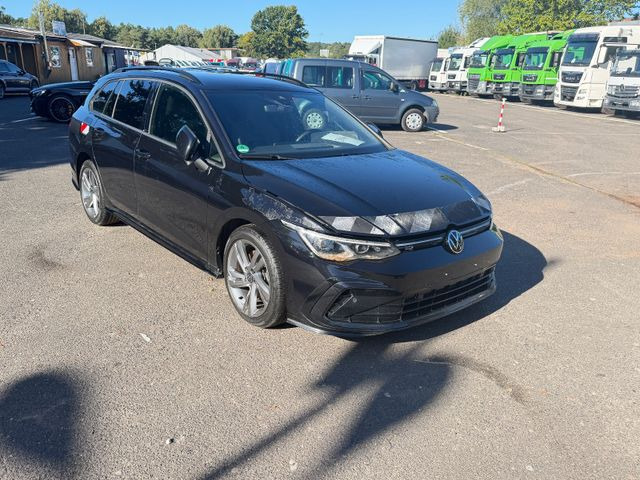 Volkswagen Golf VIII Variant R-Line Wasserschaden - 旅行车:图1 Volkswagen Golf VIII Variant R-Line Wasserschaden - 旅行车:图1