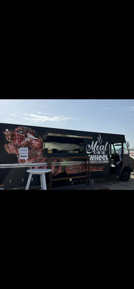 FREIGHTLINER MT3 - 自动售货卡车:图4 FREIGHTLINER MT3 - 自动售货卡车:图4