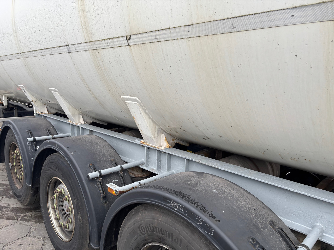 VPS CN48 - 液罐半拖车:图5 VPS CN48 - 液罐半拖车:图5