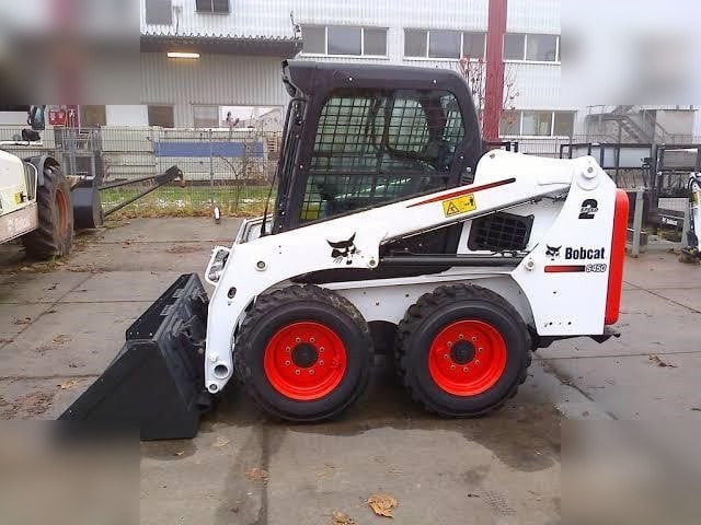 BOBCAT S450 - 滑移装载机:图3 BOBCAT S450 - 滑移装载机:图3