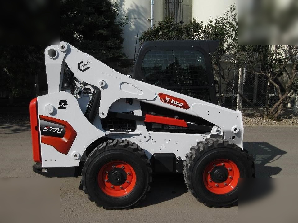 BOBCAT S770 - 滑移装载机:图3 BOBCAT S770 - 滑移装载机:图3