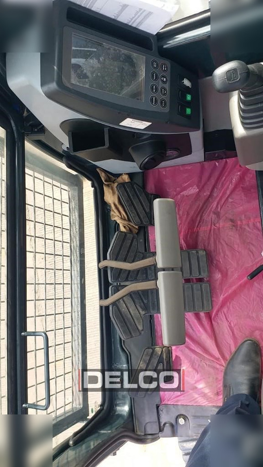 新的 履带式挖掘机 HYUNDAI ROBEX 210:图16 新的 履带式挖掘机 HYUNDAI ROBEX 210:图16