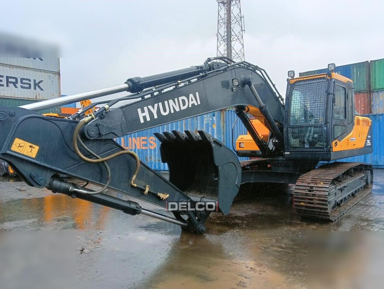 HYUNDAI ROBEX 215L SMART - 履带式挖掘机:图2 HYUNDAI ROBEX 215L SMART - 履带式挖掘机:图2