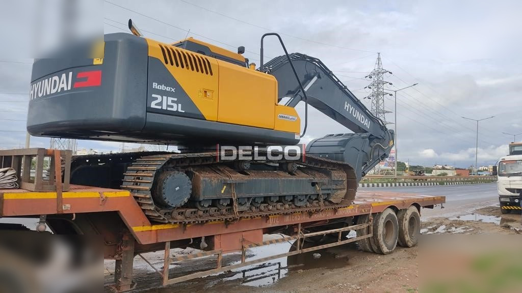 HYUNDAI ROBEX 215L SMART - 履带式挖掘机:图4 HYUNDAI ROBEX 215L SMART - 履带式挖掘机:图4