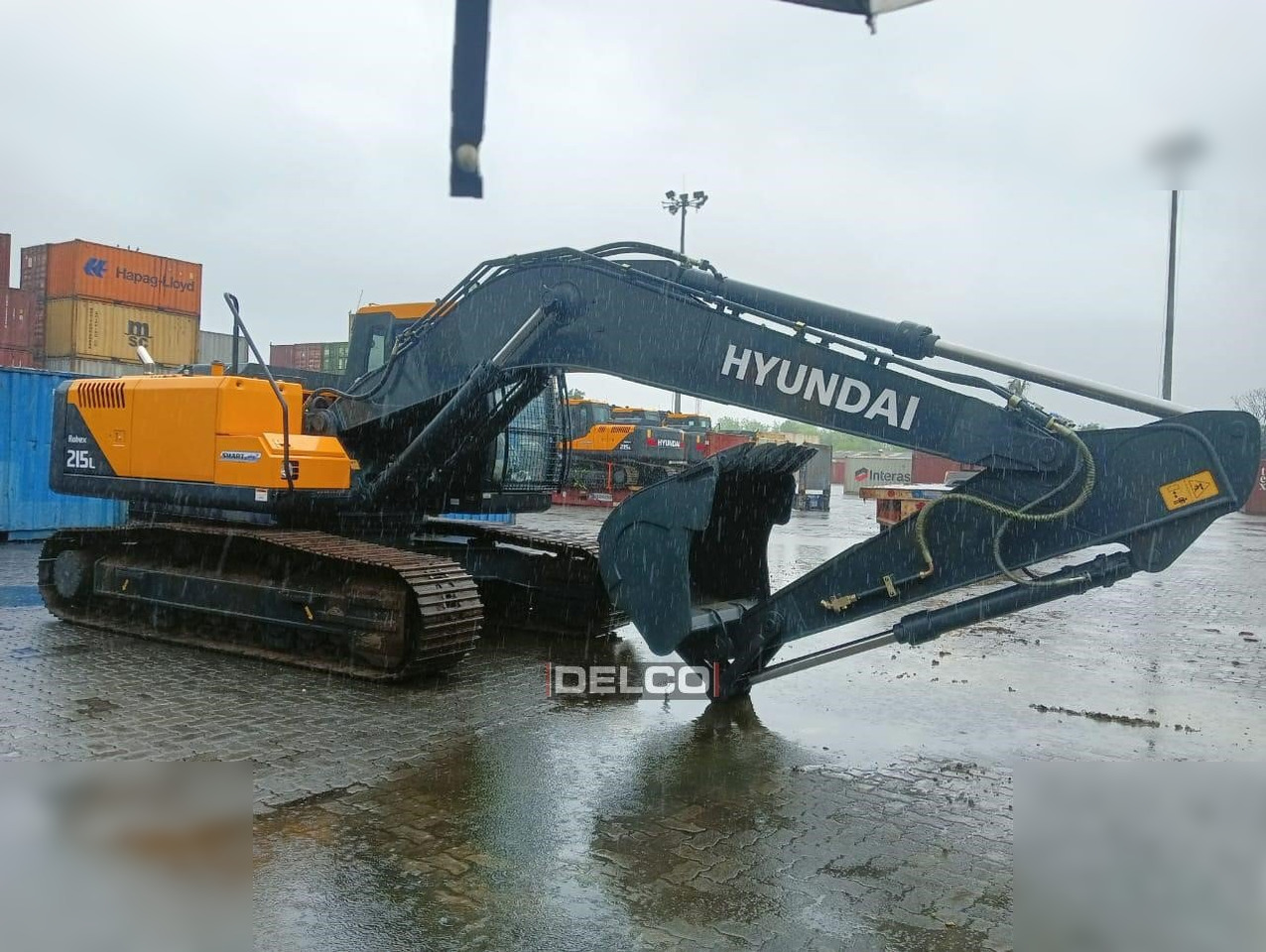 HYUNDAI ROBEX 215L SMART - 履带式挖掘机:图1 HYUNDAI ROBEX 215L SMART - 履带式挖掘机:图1